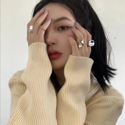 樱花树下的时间胶囊